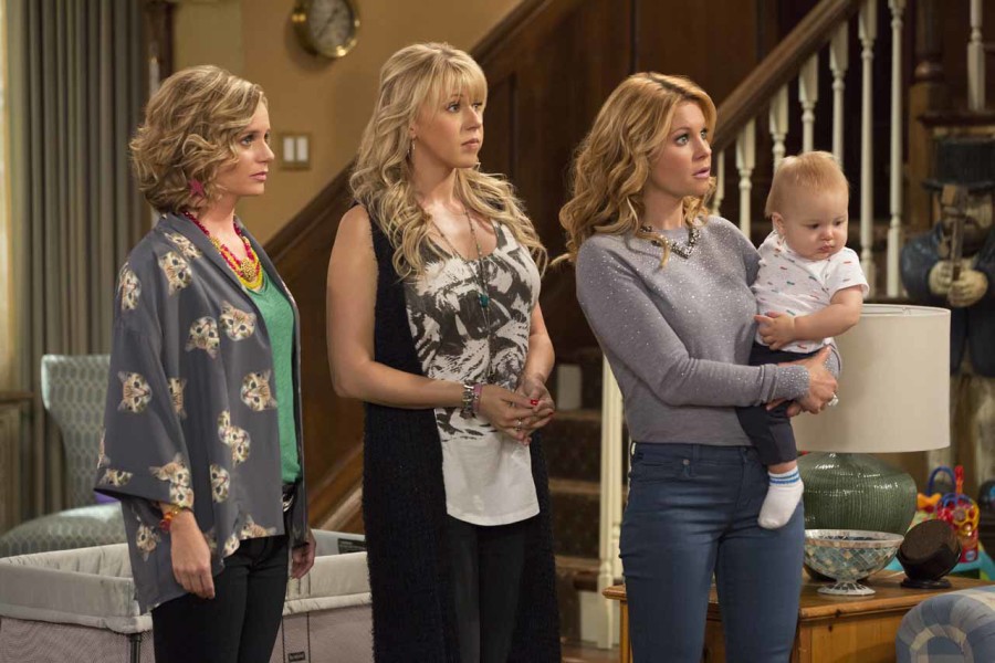 First Look Photos Released For Netflix S Fuller House Film And Tv Now